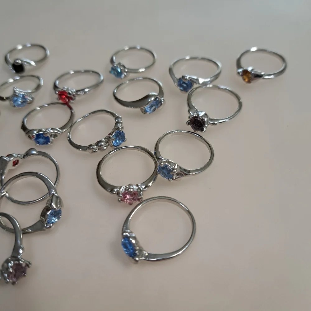 Lot Of 24 Fashion Rings